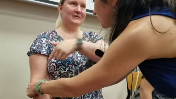 How-to-treat-lower-back-pain-with-acupuncture